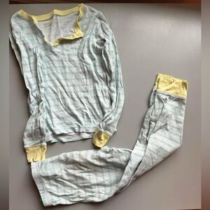 The Beaufort Bonnet Company White and Gray Pajama Set